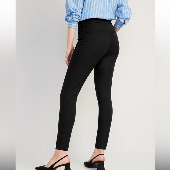 Old Navy Pixie ankle pant - Picture 2 of 5